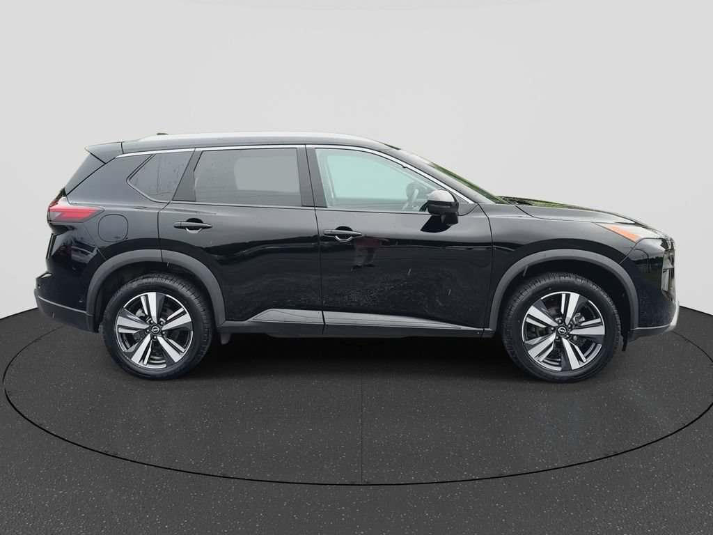 Used 2026 Nissan Rogue SL AWD/4WD image 9