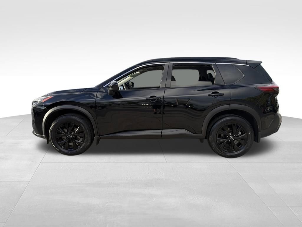 Certified 2023 Nissan Rogue SV w/ SV Premium B Package image 4