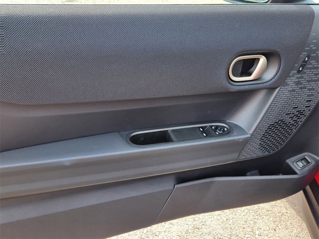 Used 2025 MINI Cooper S image 15