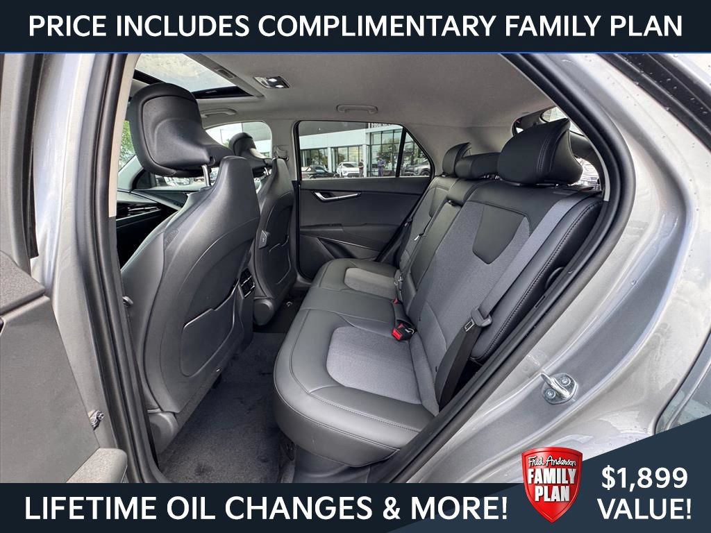 New 2026 Kia Niro EX FWD image 9