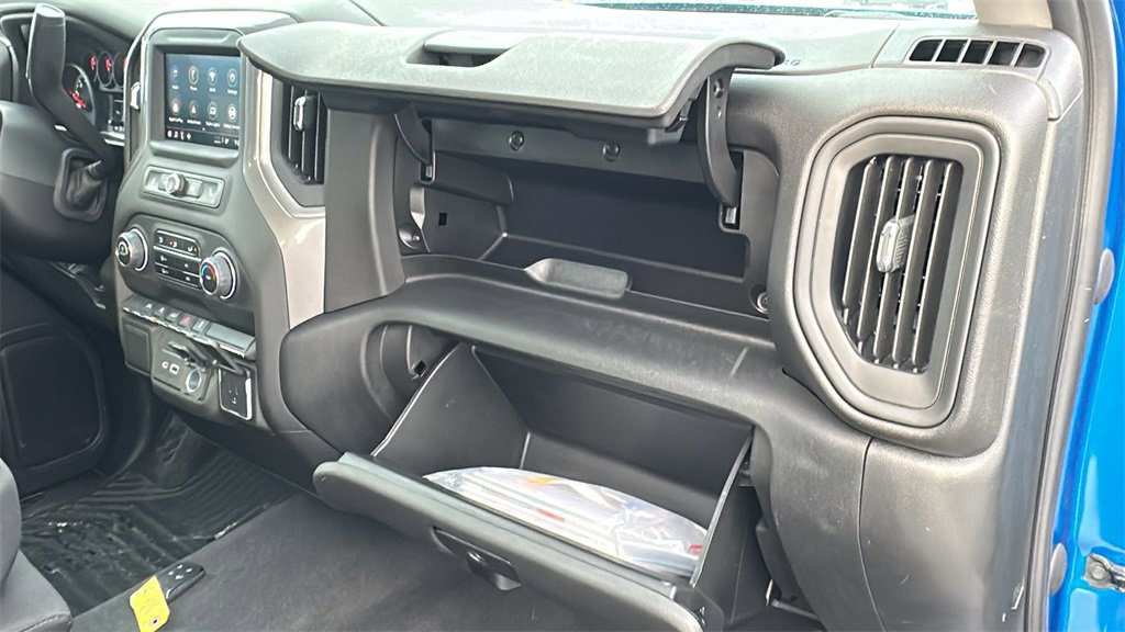 Certified 2023 Chevrolet Silverado 1500 Custom w/ LPO, Dark Essentials Package image 31