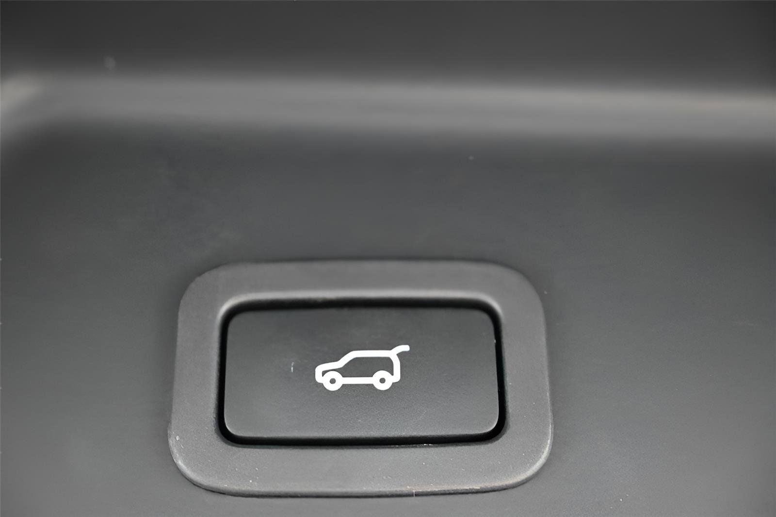 Used 2019 Land Rover Range Rover HSE AWD/4WD image 19