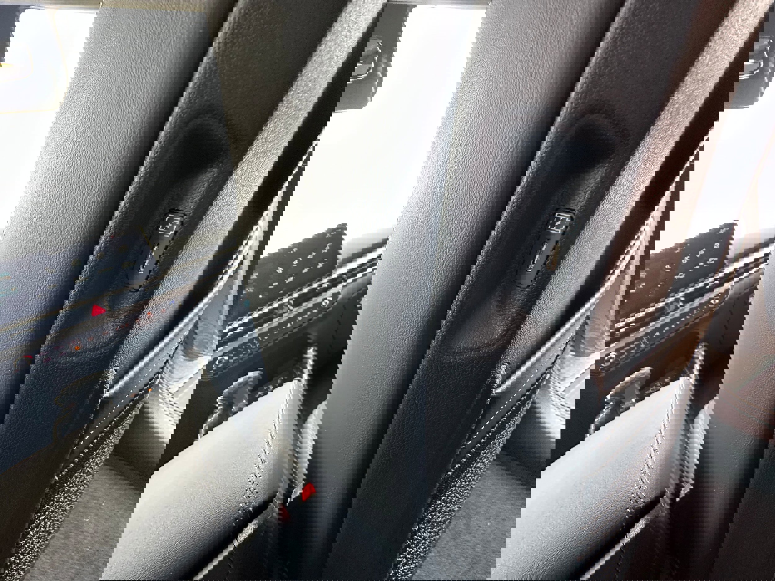 New 2026 Kia Sorento S image 23