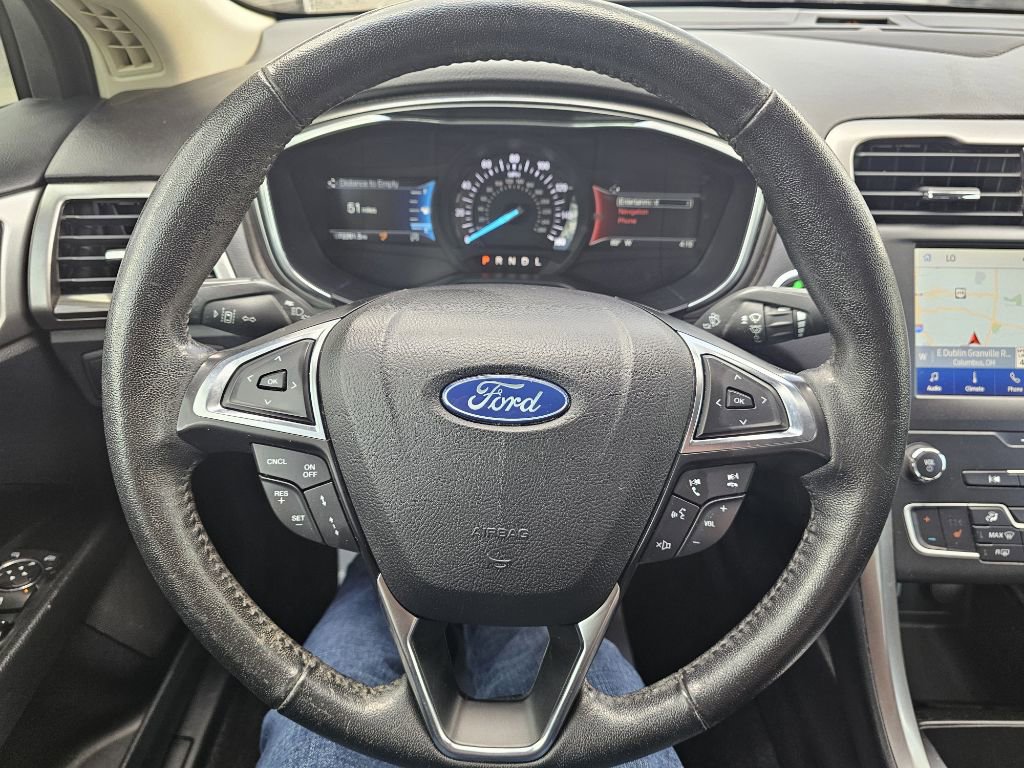 Used 2020 Ford Fusion SEL FWD image 25