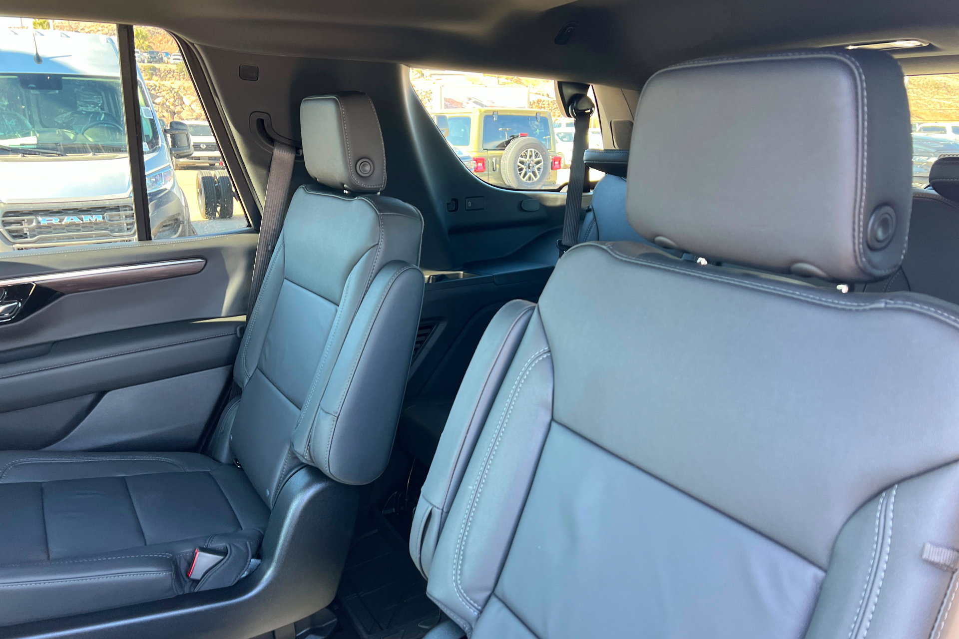 New 2026 Chevrolet Tahoe LT w/ Comfort Package AWD/4WD image 21