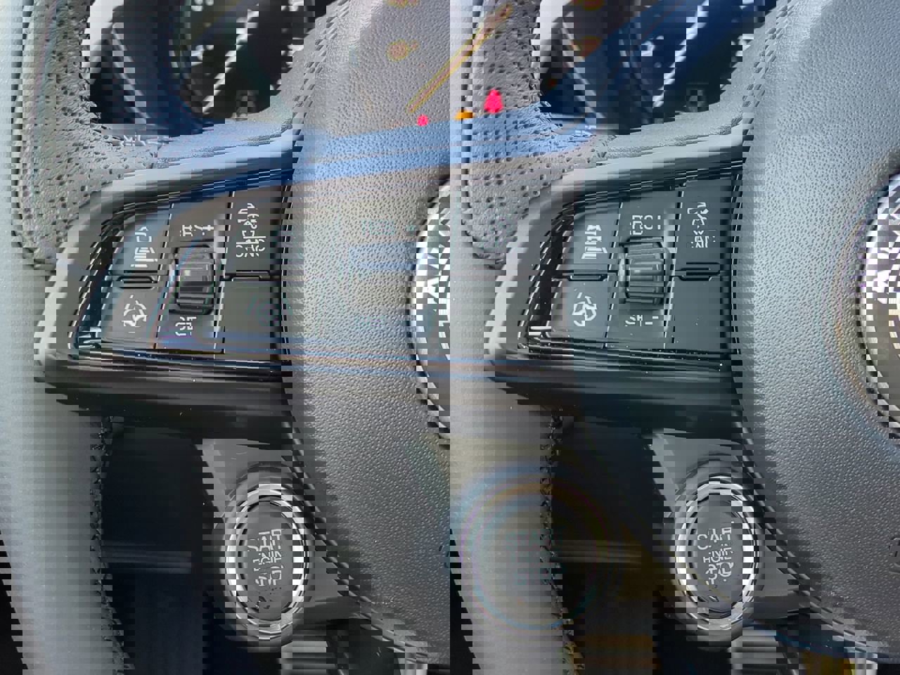 New 2025 Alfa Romeo Giulia w/ Driving Assist Package image 22