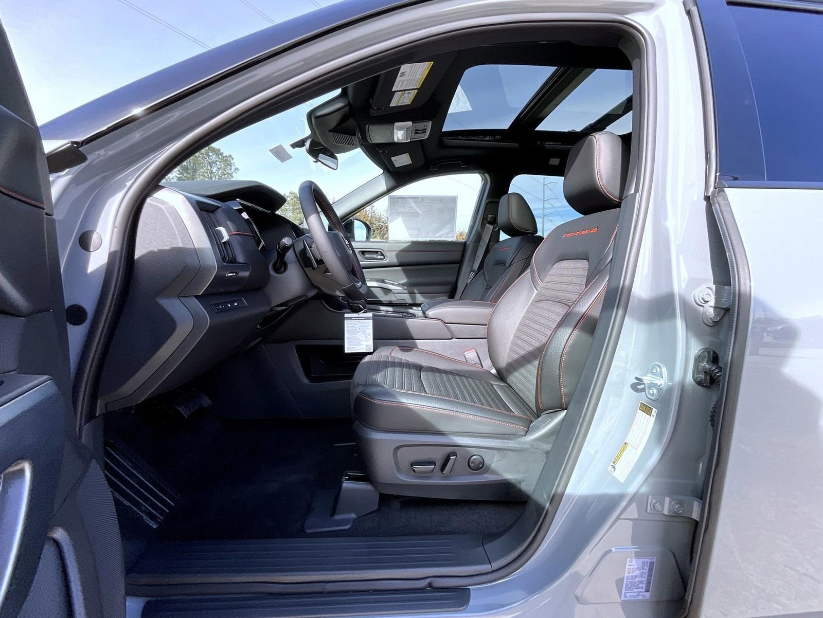 New 2026 Nissan Pathfinder Rock Creek w/ Rock Creek Premium Package image 10