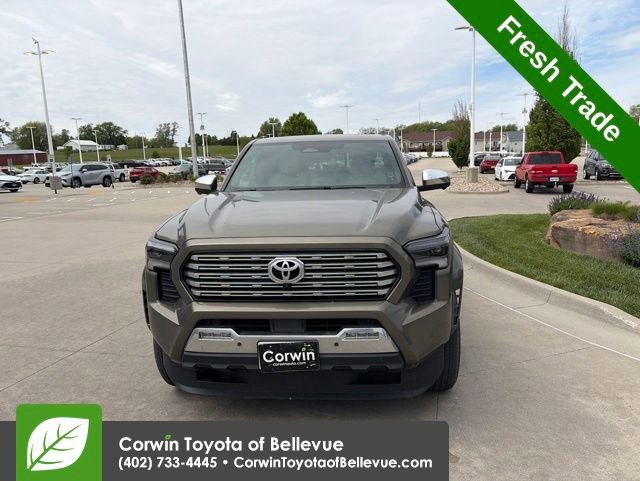 Used 2024 Toyota Tacoma Limited w/ Limited Package (LT) AWD/4WD image 9