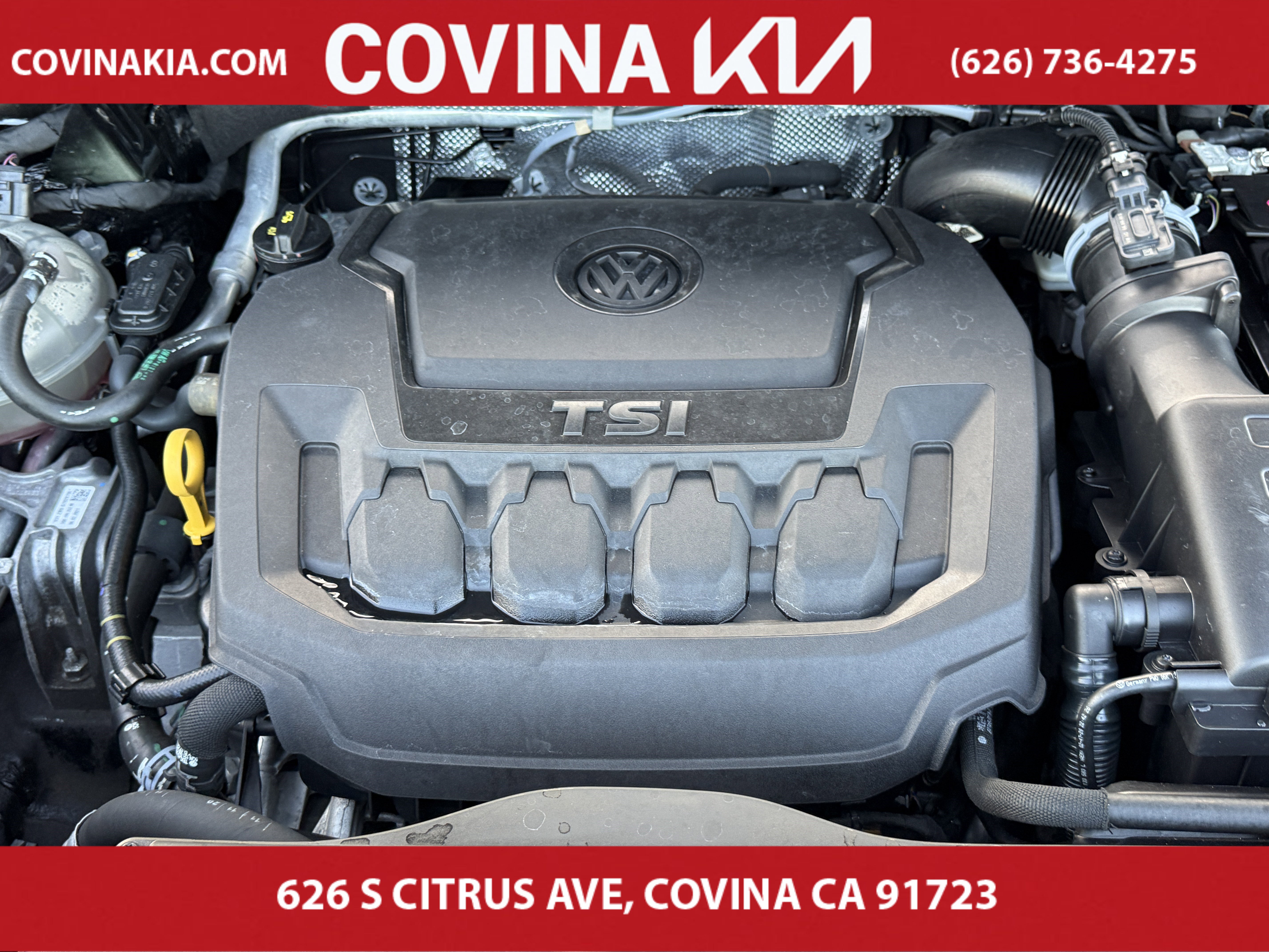 Used 2021 Volkswagen Tiguan SE w/ Panoramic Sunroof Package image 30