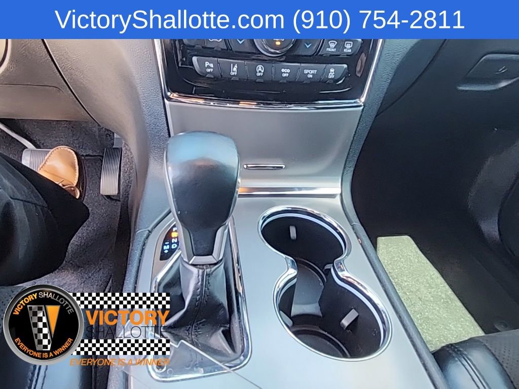 Certified 2022 Jeep Grand Cherokee Laredo X RWD image 9