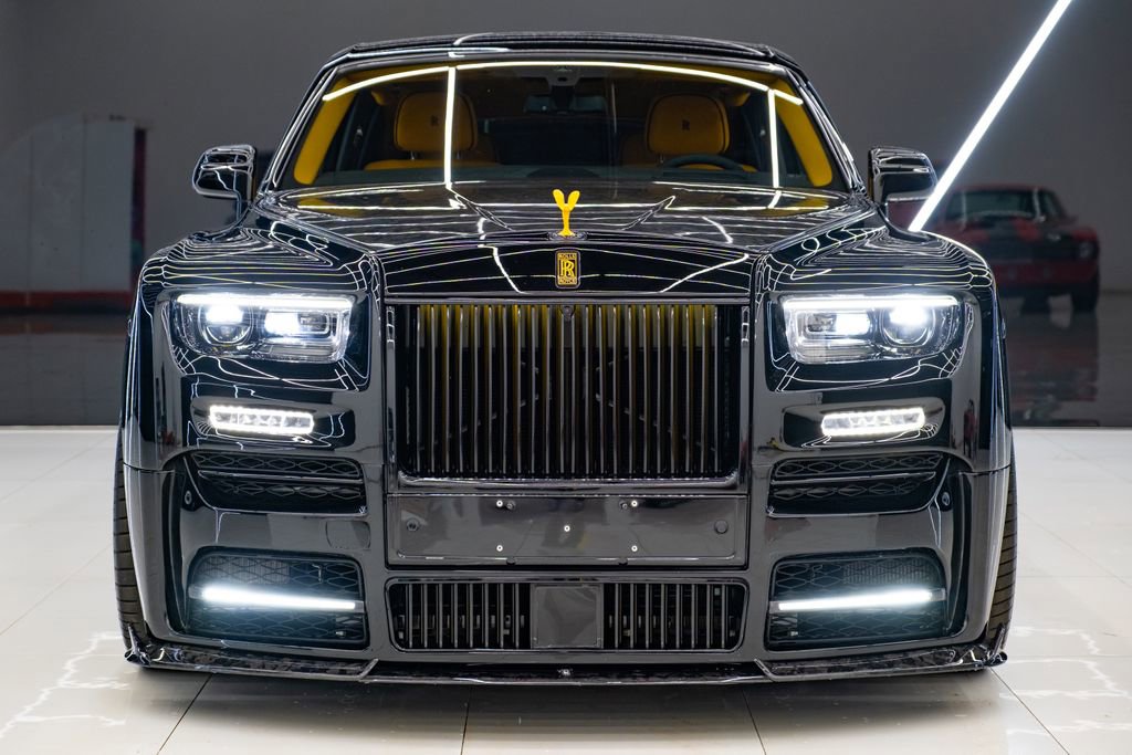 Used 2026 Rolls-Royce Phantom Sedan image 2