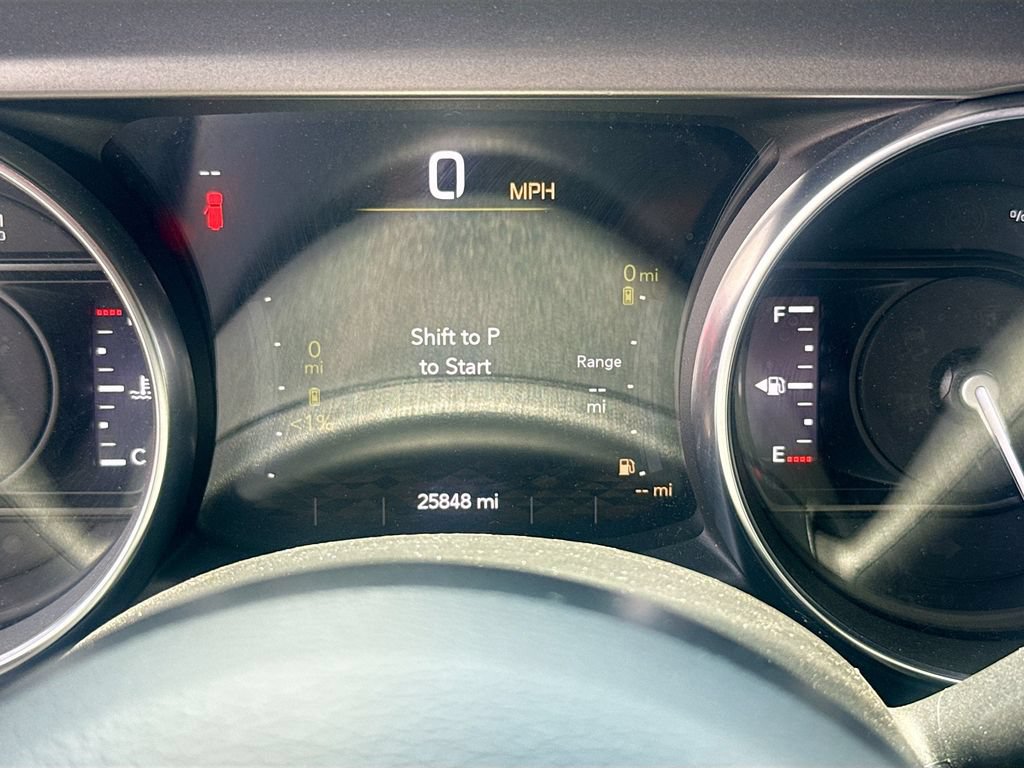 Used 2023 Jeep Wrangler Unlimited w/ Sun & Screen Package AWD/4WD image 13