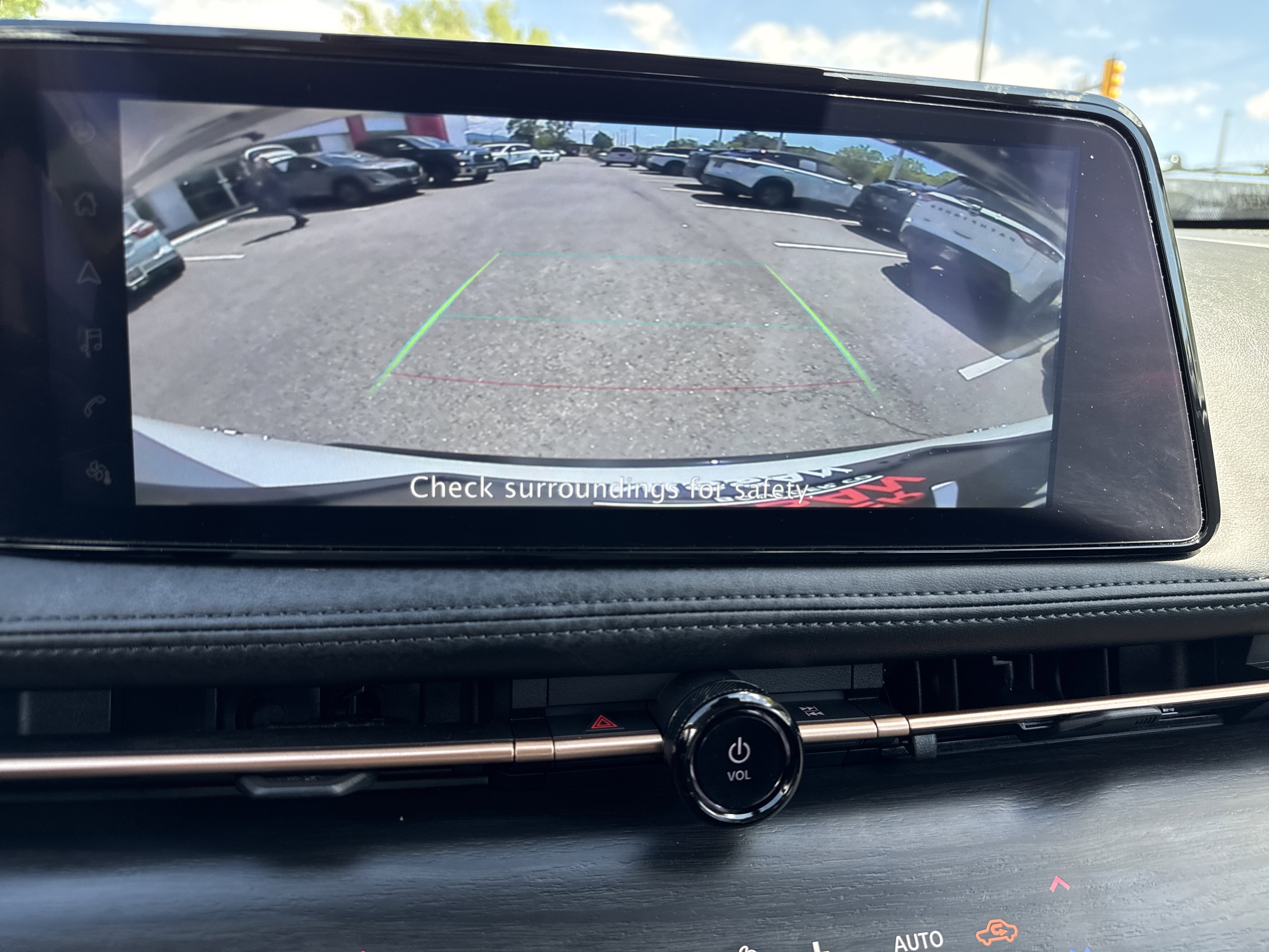 Certified 2024 Nissan Ariya AWD image 27