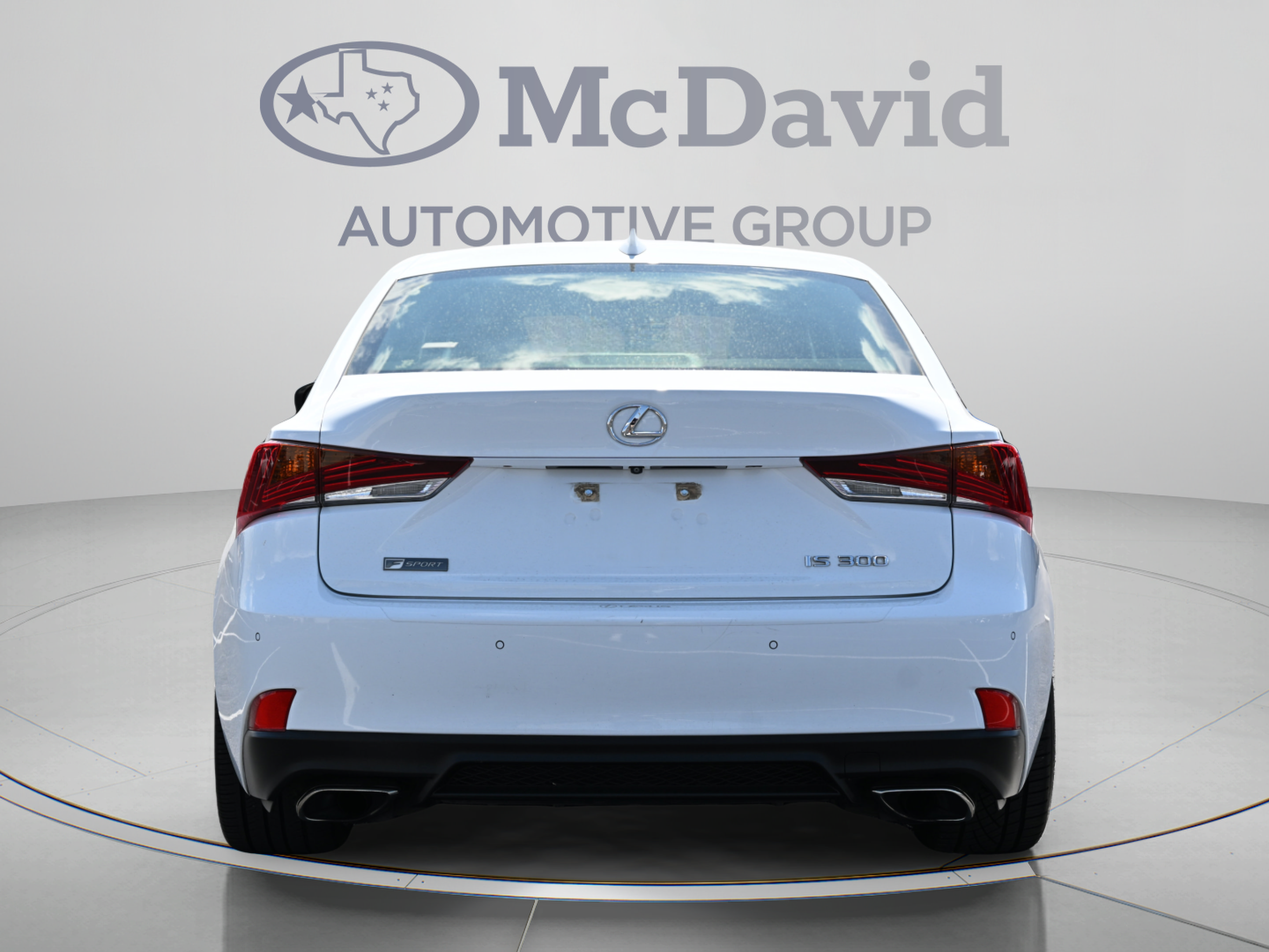 Used 2020 Lexus IS 300 F Sport w/ F Sport Package RWD image 4
