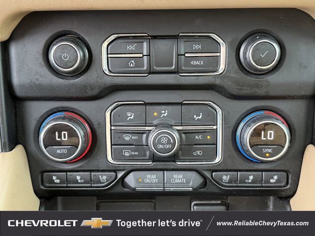 Used 2021 Chevrolet Suburban Premier w/ Premium Package AWD/4WD image 20