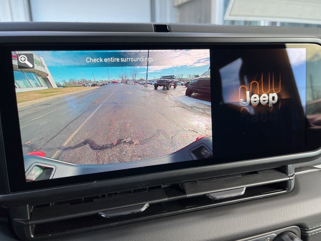 New 2026 Jeep Gladiator Mojave AWD/4WD image 4