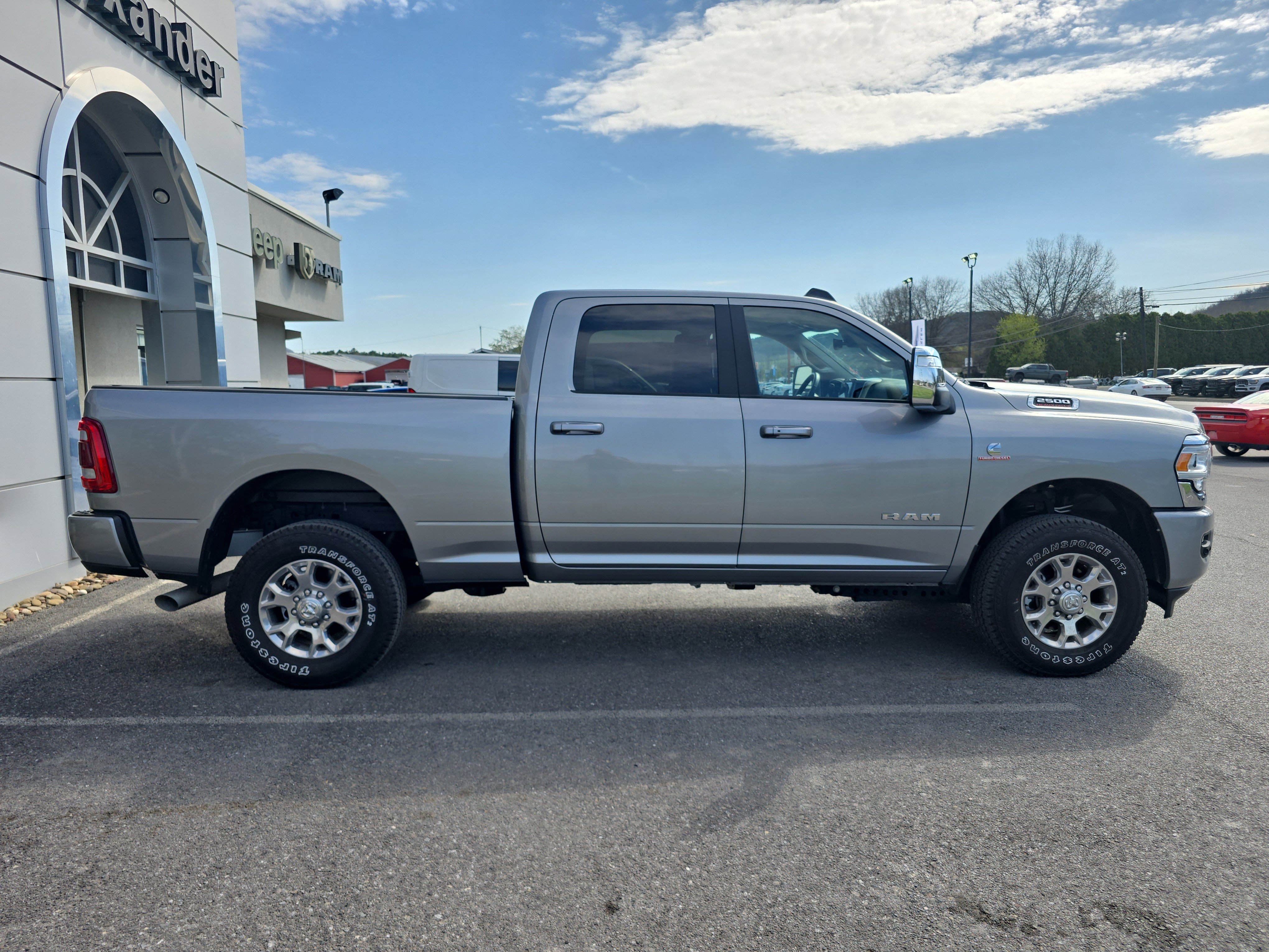 Used 2024 RAM 2500 Laramie w/ Safety Group AWD/4WD image 2