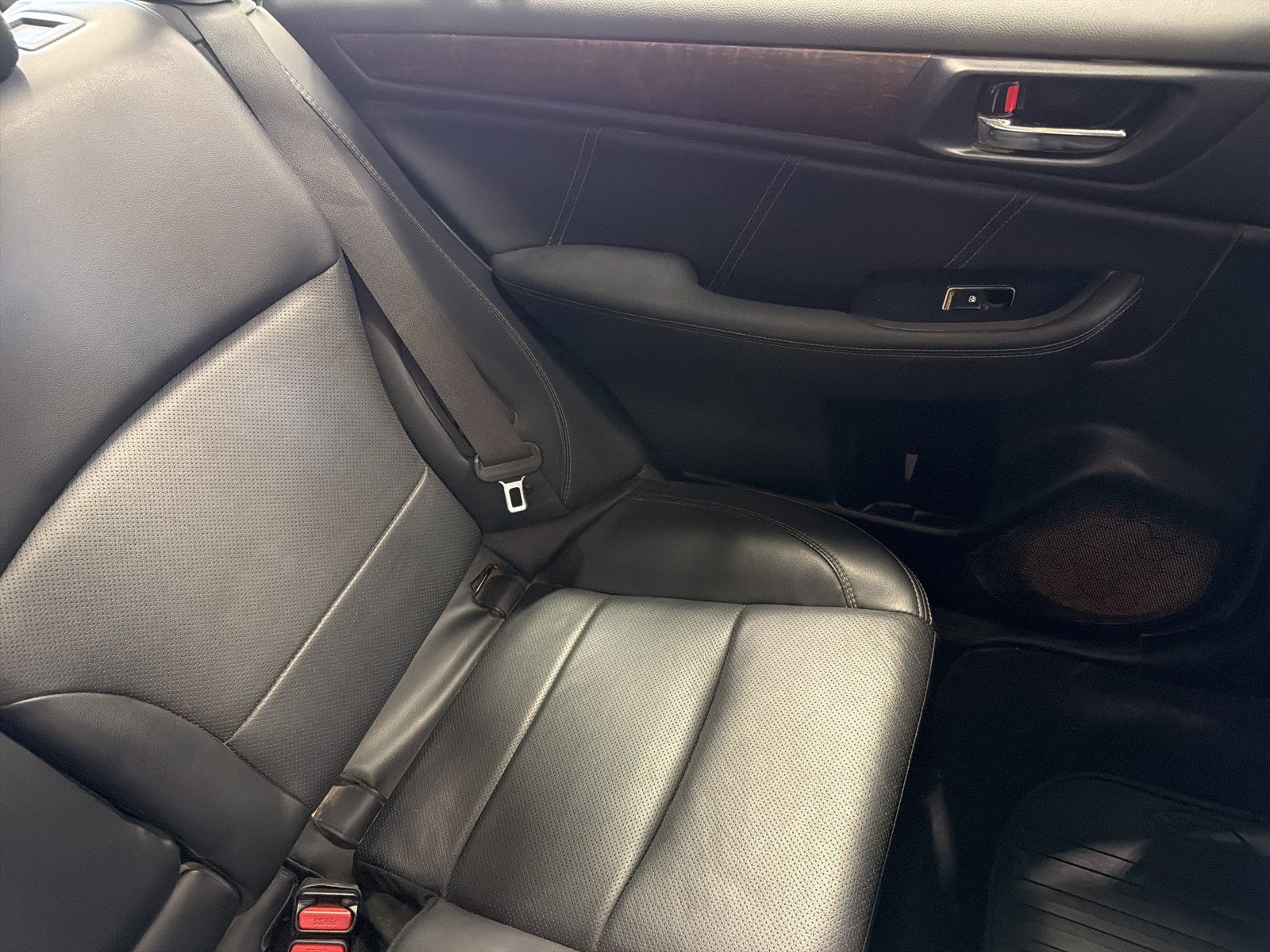 Used 2019 Subaru Outback 2.5i Limited AWD/4WD image 14