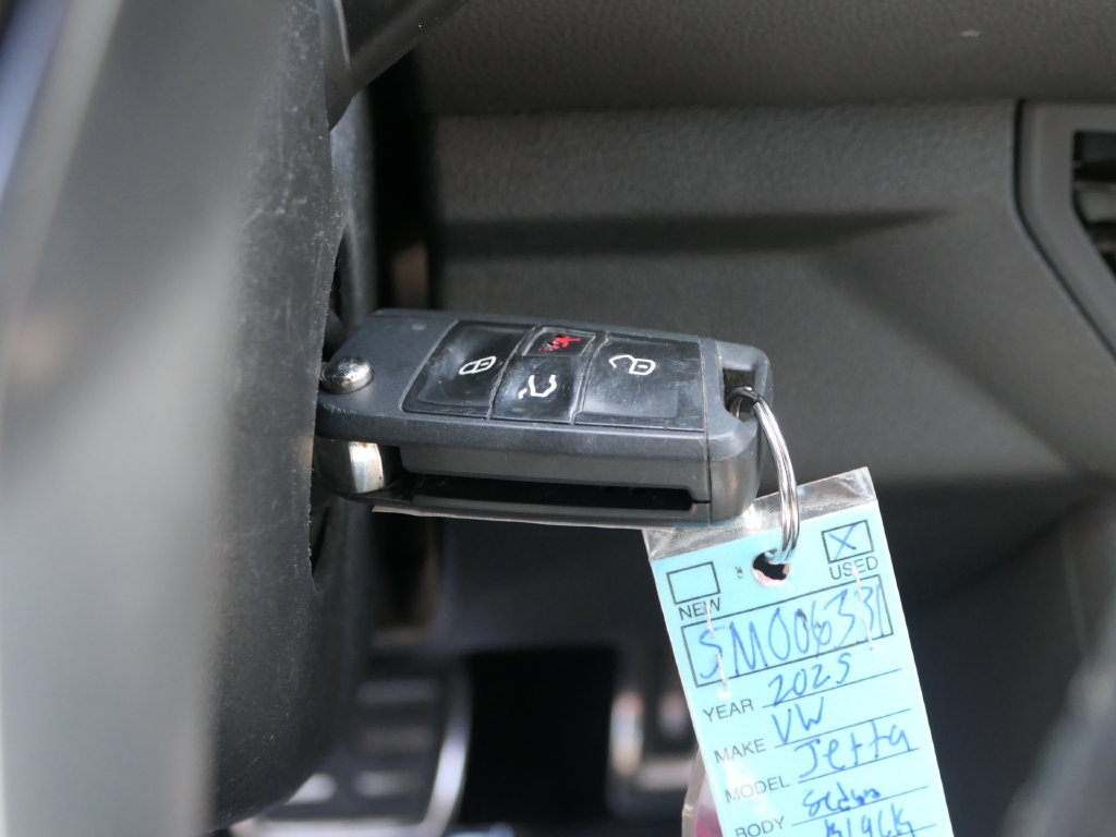 Used 2025 Volkswagen Jetta Sport FWD image 12