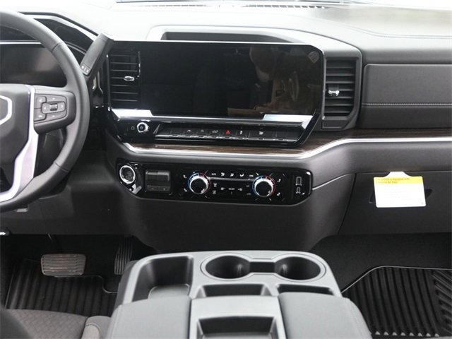 New 2026 GMC Sierra 1500 Elevation image 25
