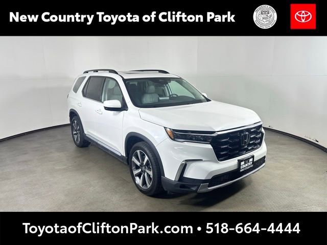 Used 2023 Honda Pilot Elite image 1