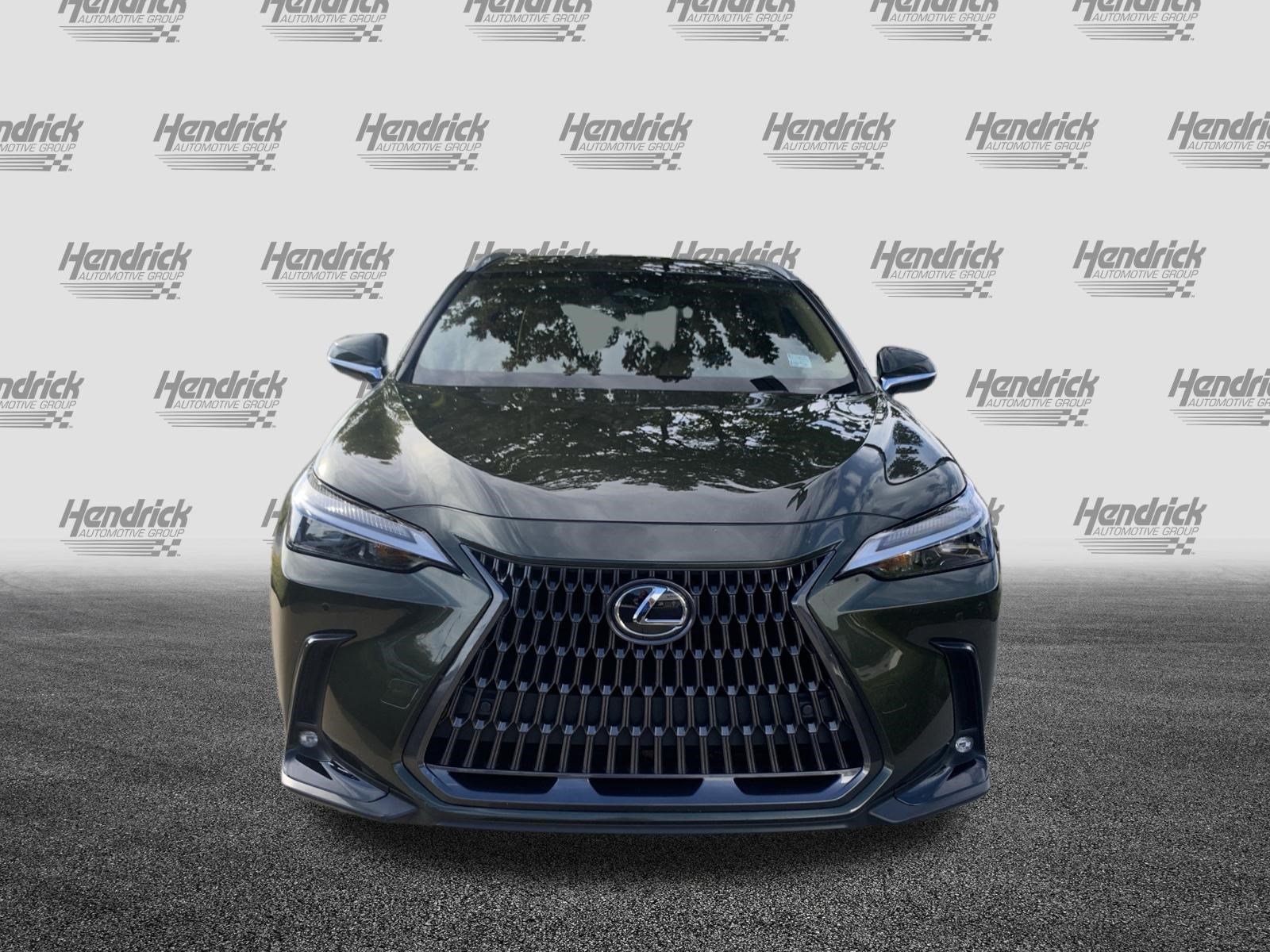 Used 2024 Lexus NX 250 FWD image 3