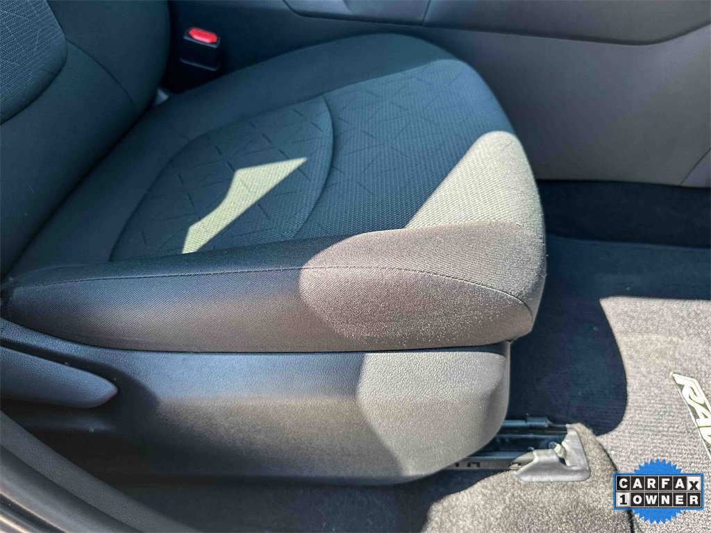 Used 2023 Toyota RAV4 XLE image 23