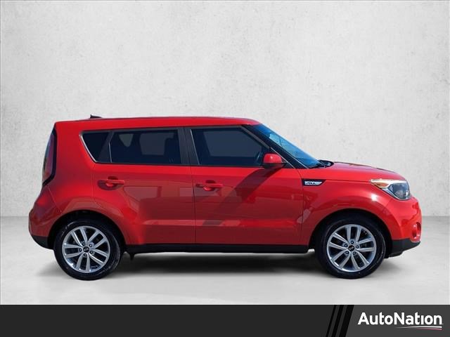 Used 2019 Kia Soul + image 1