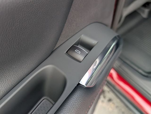 New 2026 Chevrolet Traverse RS w/ LPO, Floor Liner Package image 11