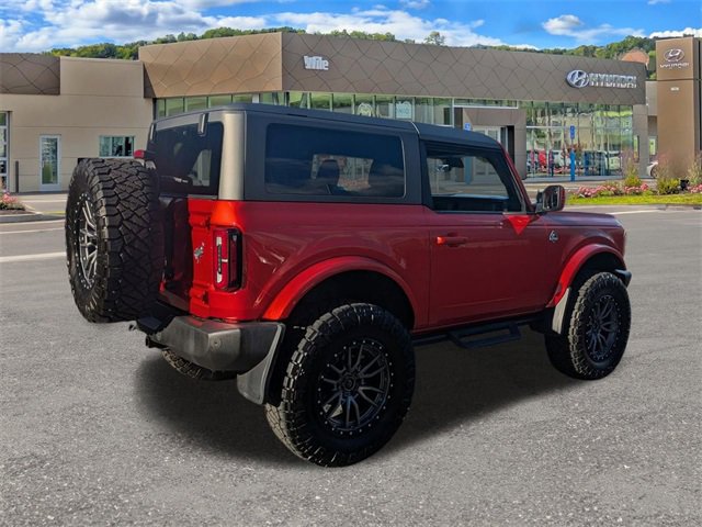 Used 2023 Ford Bronco Outer Banks image 3