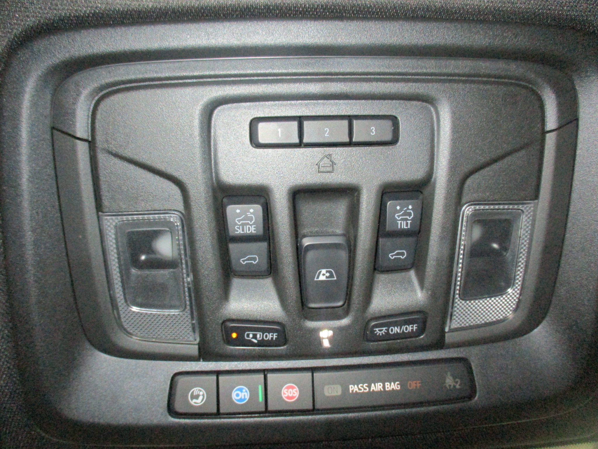 Certified 2022 GMC Sierra 1500 AT4 w/ AT4 Premium Package AWD/4WD image 36