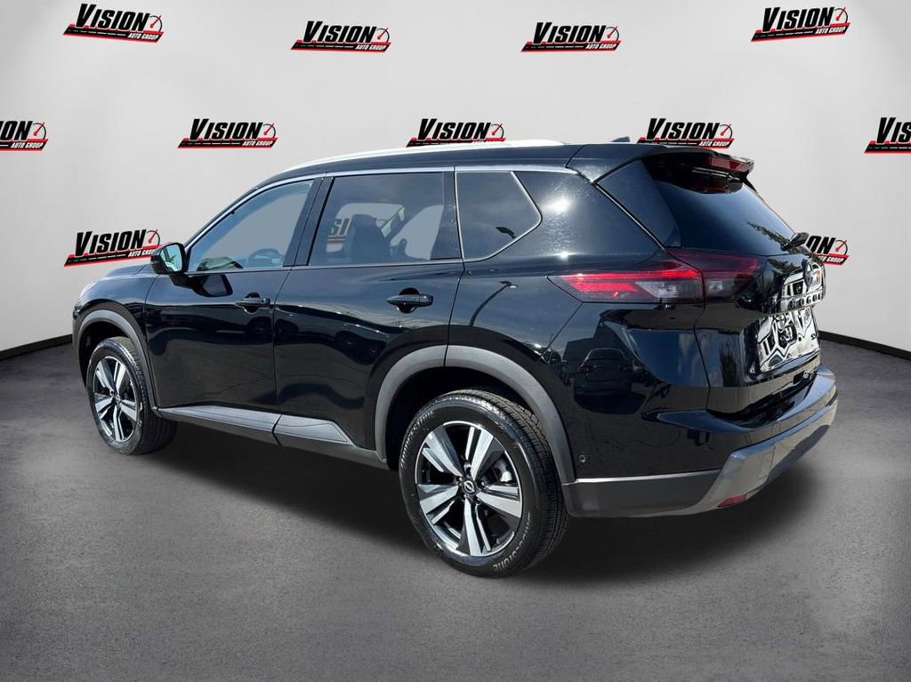 Used 2026 Nissan Rogue SL image 7
