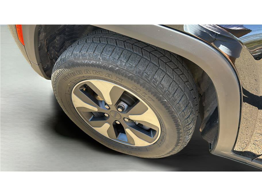 Used 2024 Jeep Grand Cherokee Limited 4xe AWD/4WD image 14