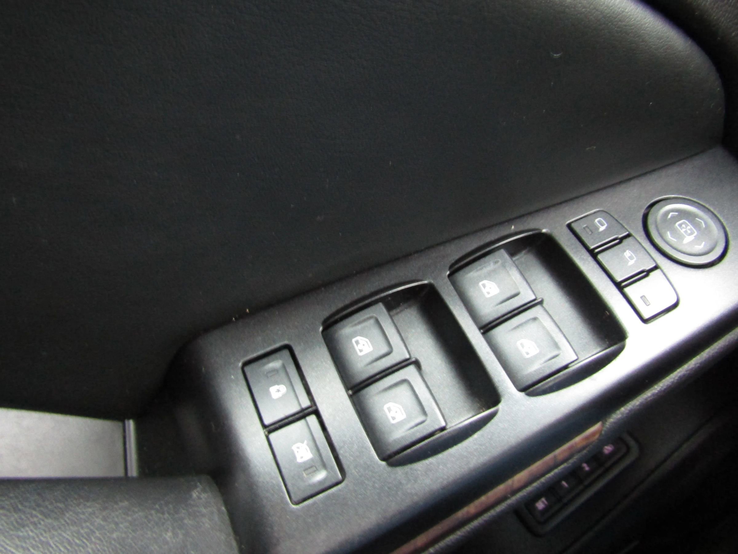 Used 2016 Chevrolet Tahoe LT image 38