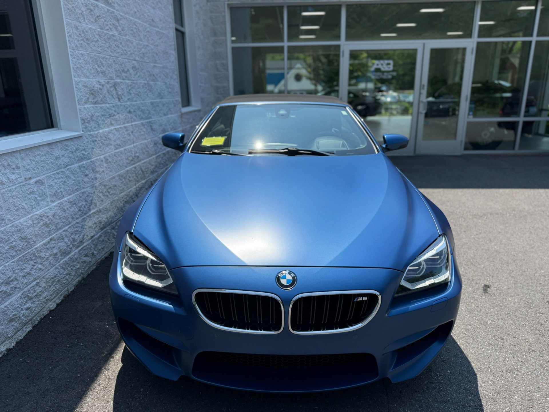 Used 2014 BMW M6 Convertible image 10