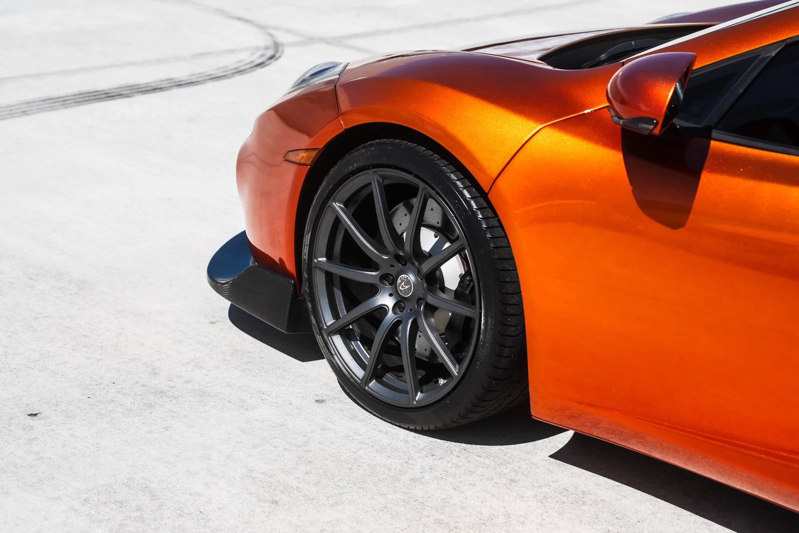 Used 2013 McLaren MP4-12C Spider RWD image 13