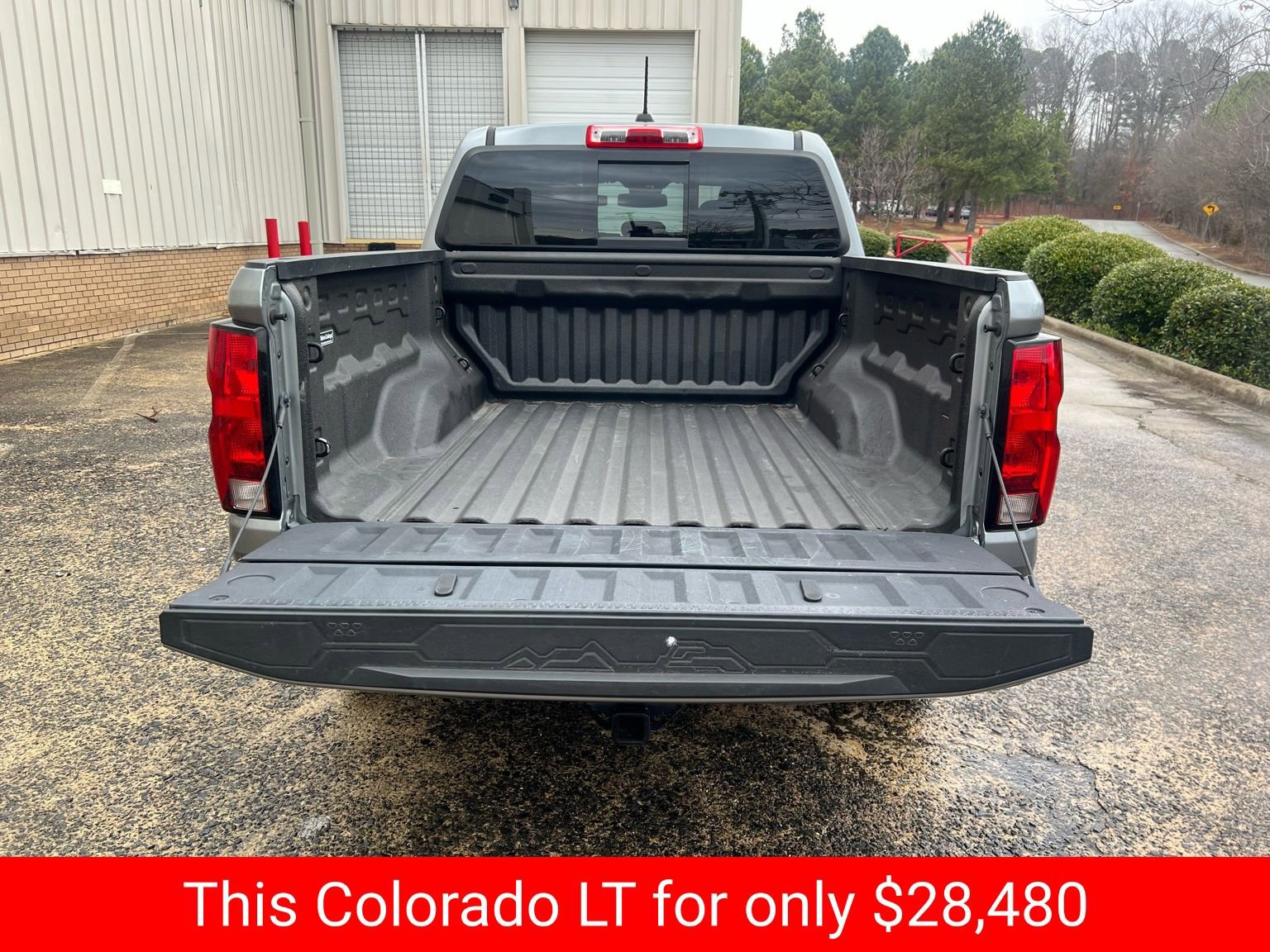 Used 2023 Chevrolet Colorado LT w/ LT Convenience Package II image 15