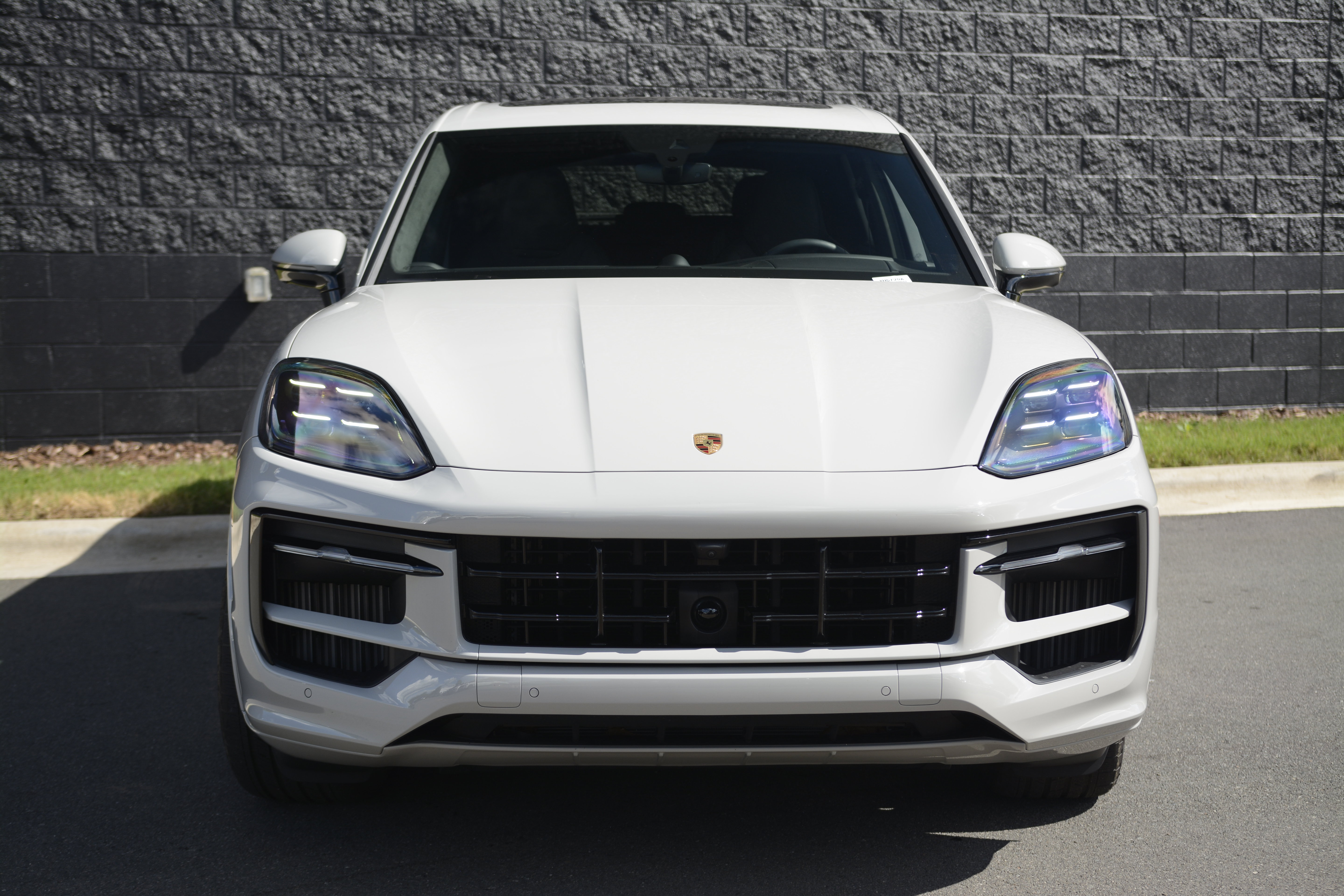 Certified 2026 Porsche Cayenne GTS AWD/4WD image 10