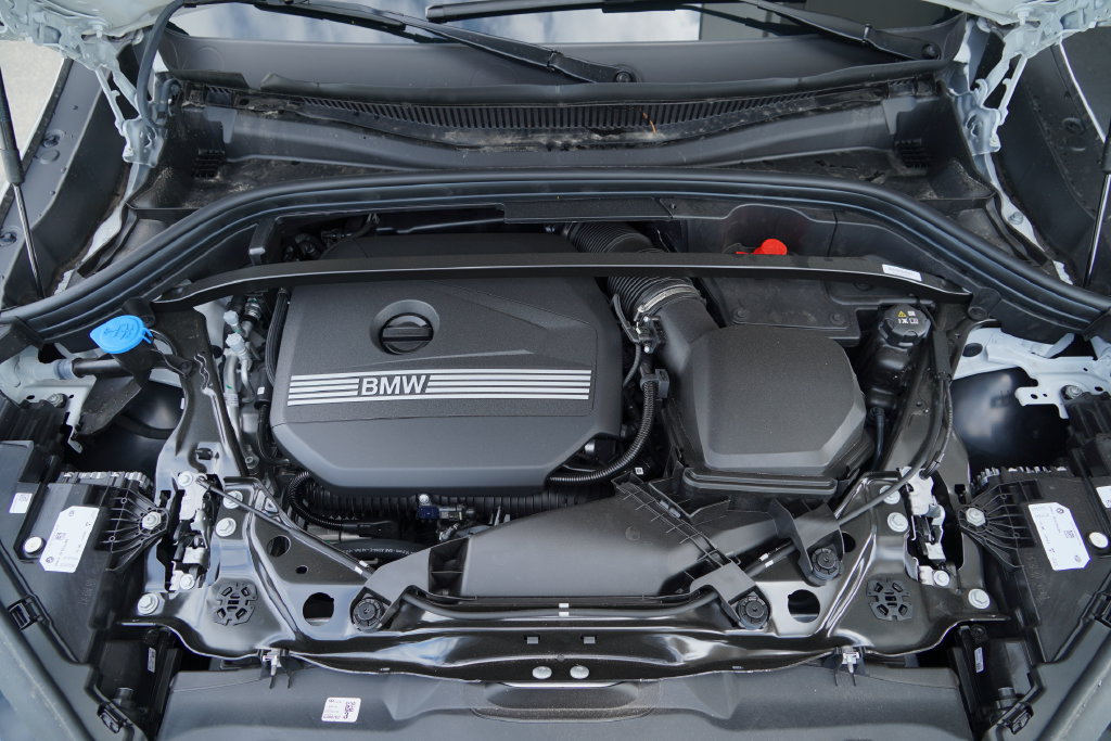 New 2027 BMW X2 xDrive28i AWD/4WD image 34