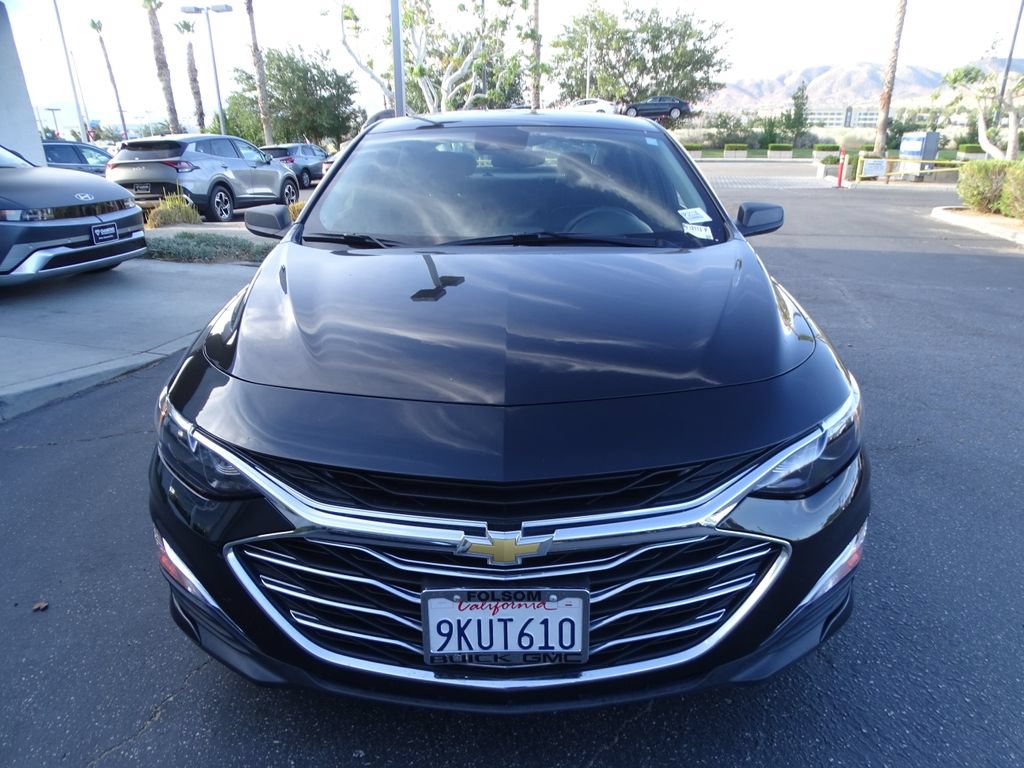 Used 2023 Chevrolet Malibu LS FWD image 2