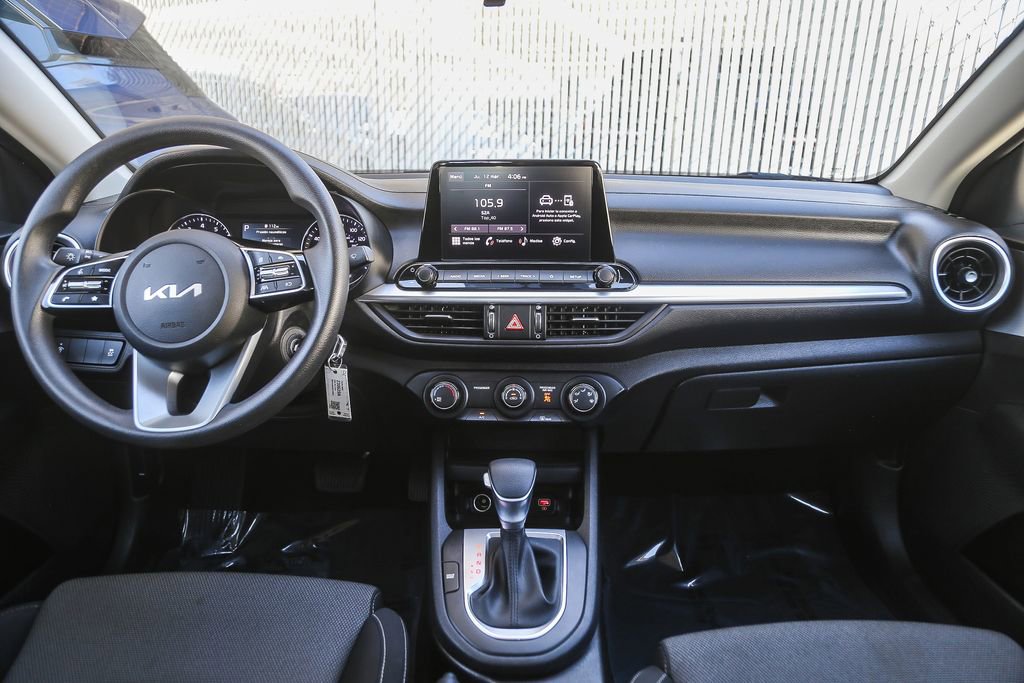 Used 2024 Kia Forte LXS FWD image 9