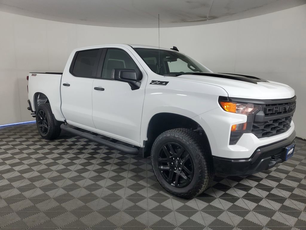 New 2026 Chevrolet Silverado 1500 Custom Trail Boss w/ Turbomax Blackout Package AWD/4WD image 2
