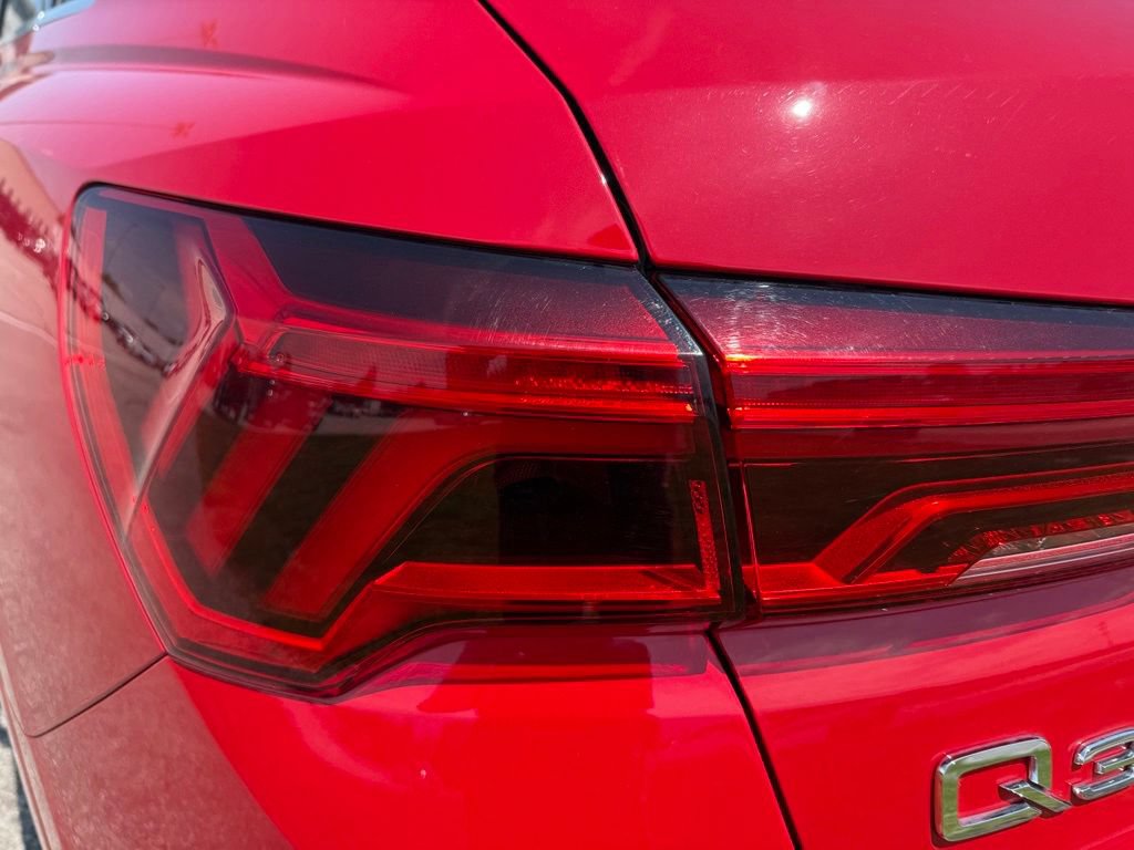 Used 2025 Audi Q3 2.0T Premium AWD/4WD image 10
