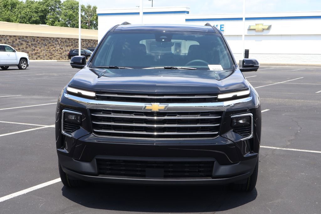 New 2026 Chevrolet Traverse LT w/ Driver Confidence Package image 2