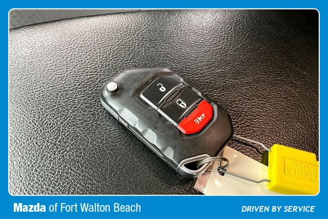 Used 2024 Jeep Wrangler Unlimited Rubicon 4xe AWD/4WD image 35