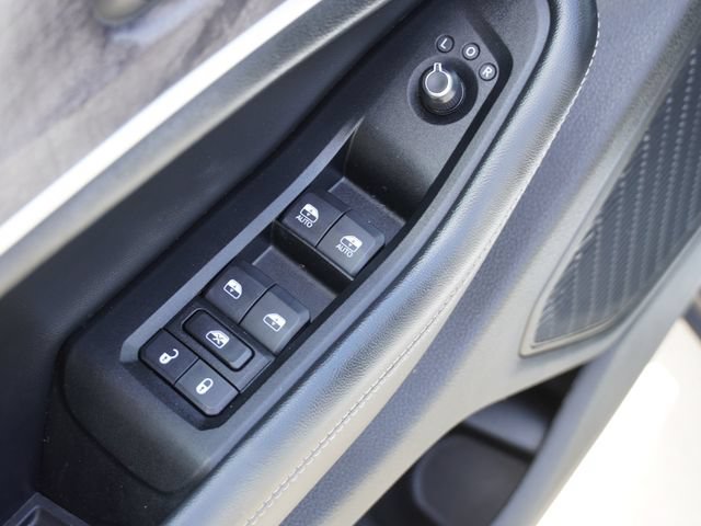 Used 2023 Jeep Grand Cherokee L Limited AWD/4WD image 21