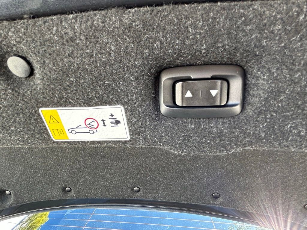 Used 2020 BMW 440i Convertible w/ M Sport Package image 37