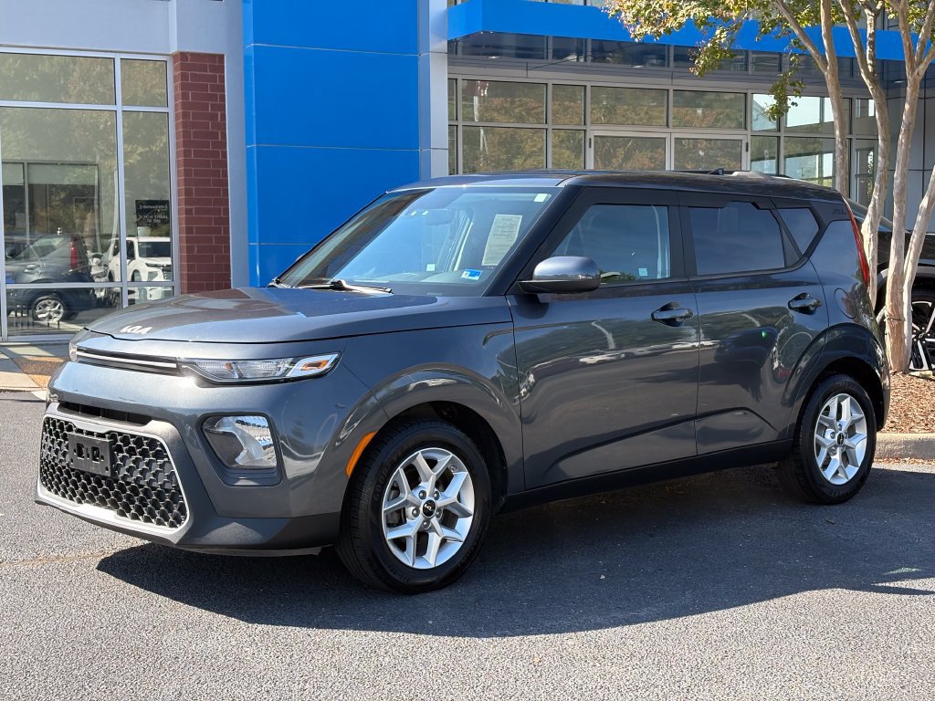 Used 2022 Kia Soul LX w/ Technology Package