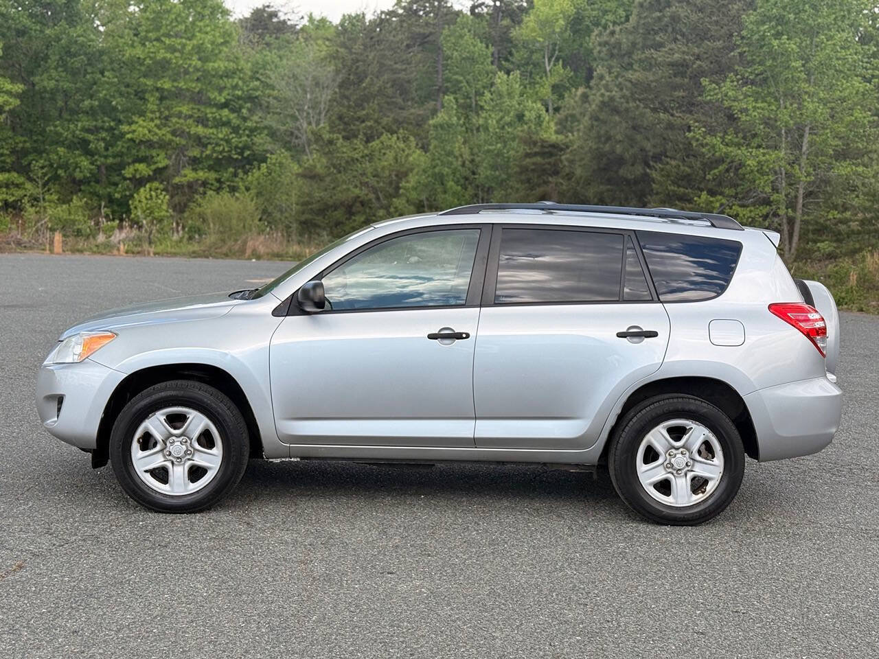Used 2009 Toyota RAV4 2WD image 4