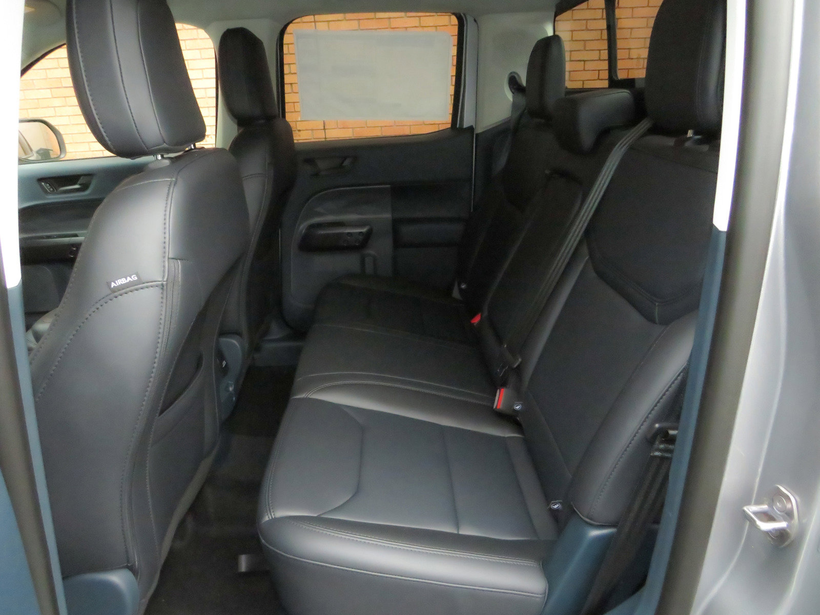 New 2024 Ford Maverick Lariat w/ Black Appearance Package image 26